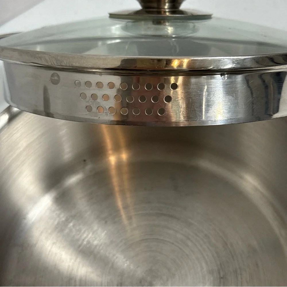 WearEver Stainless Steel 2 Qt Saucepan with‎ Double Pour Spouts & Strainer Lid